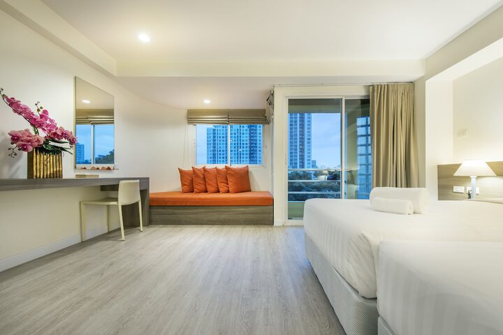 Room 22 of 59
