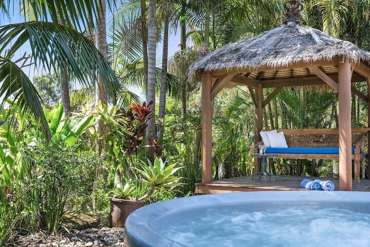 Hot Tub 72 of 122