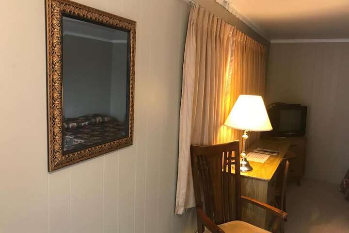 Room 9 of 51