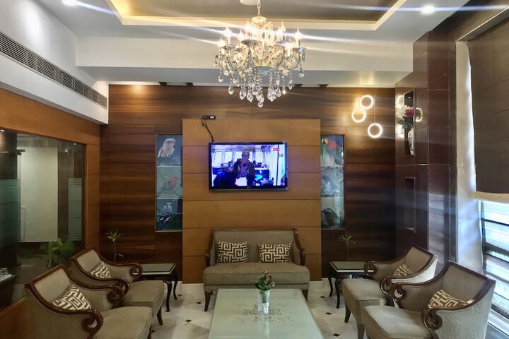 Guest Lobby