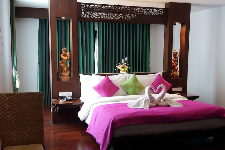 Room 28 of 51
