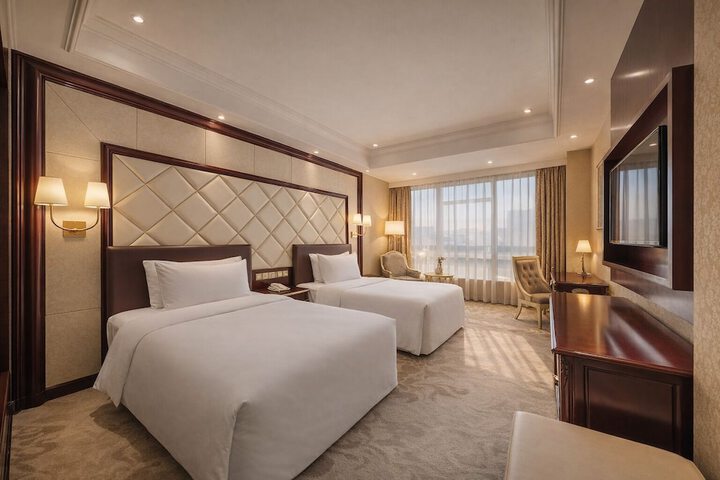 Room 3 of 53
