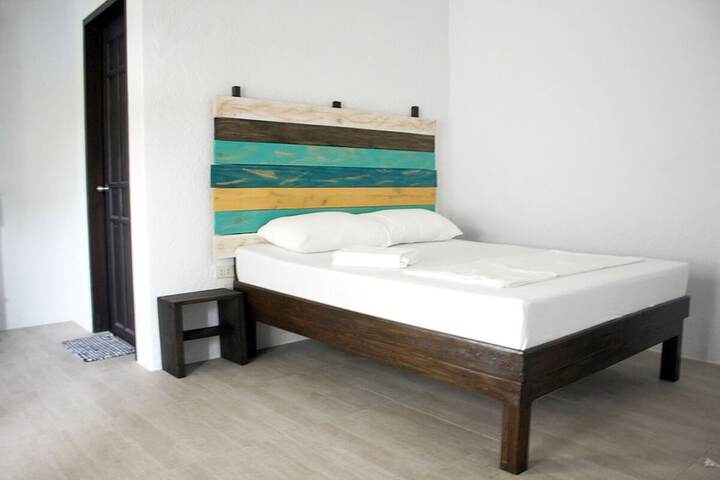 Room 8 of 50