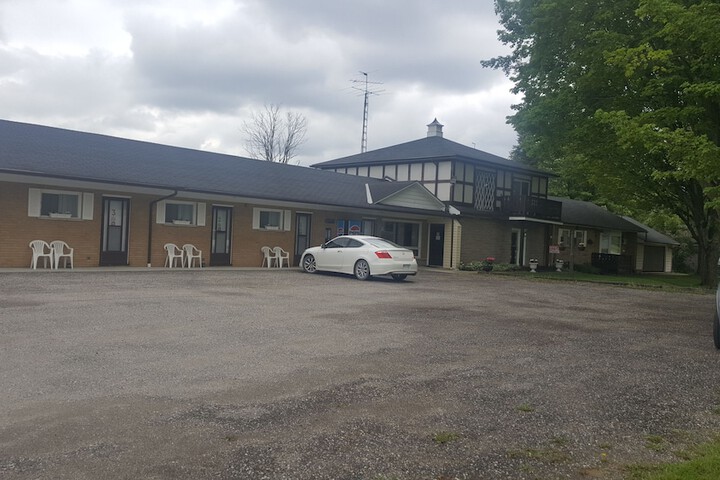 Property Grounds 16 of 25