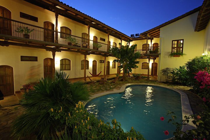 Pool Hotel