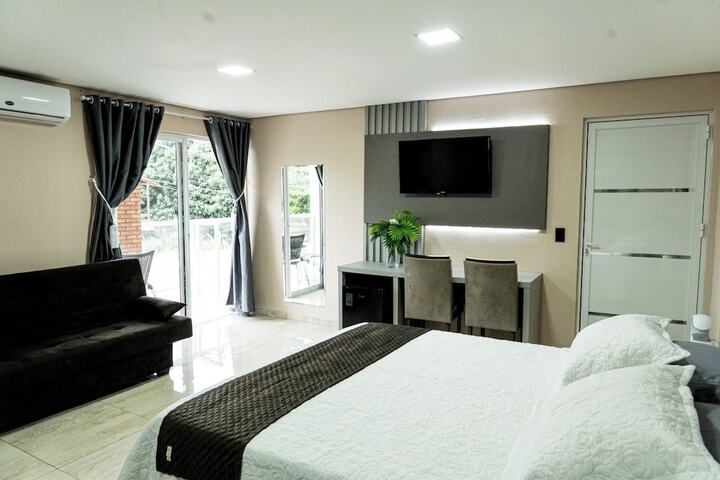 Room 4 of 48