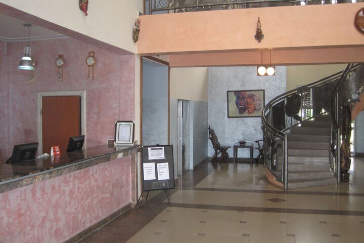 Hotel 2 of 81