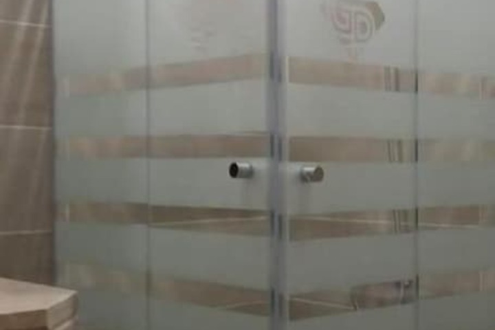 Room 15 of 29