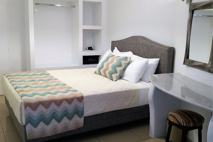 Room 8 of 54