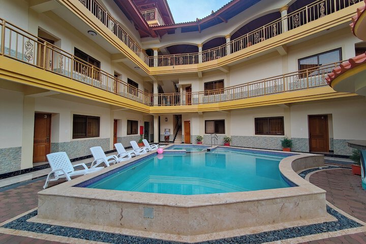 Exterior of Hotel Pacific Pearl