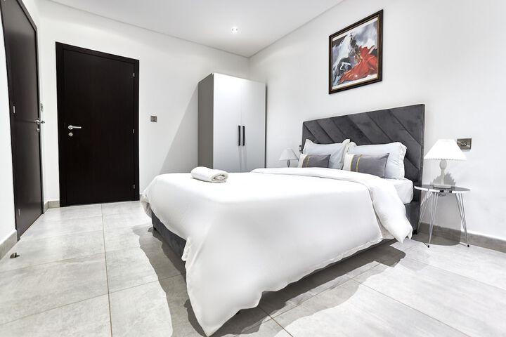 Room 48 of 136
