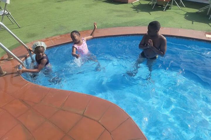 Pool 12 of 44