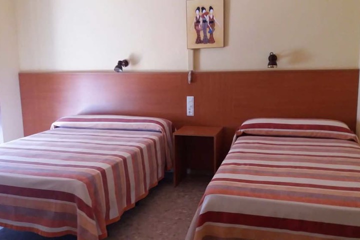 Room 3 of 22
