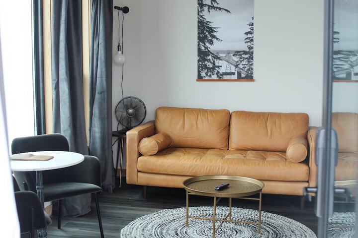 Room 44 of 159