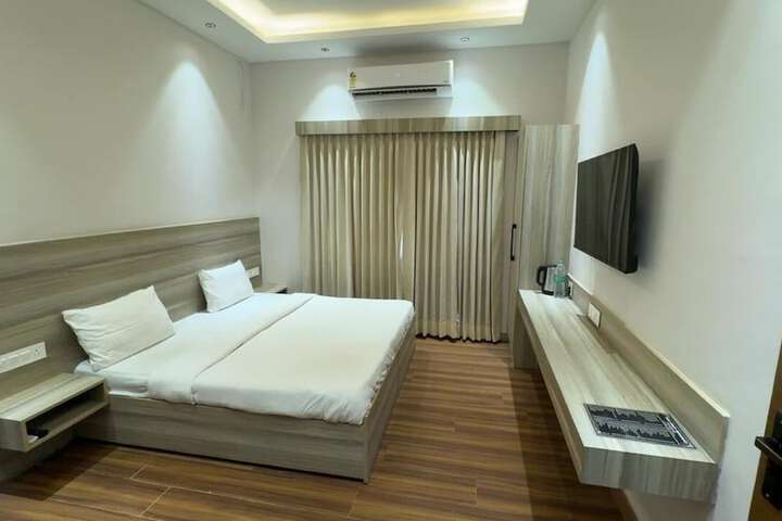 The Aana Hotel Sohna Gurgaon