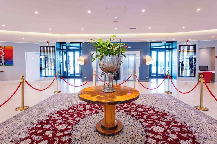 Lobby Entry