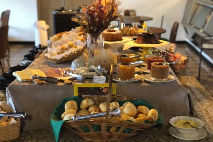 Breakfast/Coffee Service 26 of 36