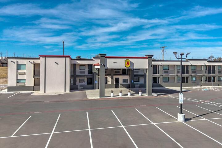 Super 8 BY Wyndham Lubbock Airport in Lubbock, TX