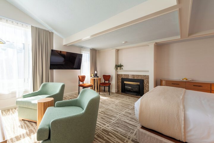 Room 42 of 105