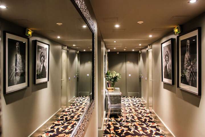 Ballroom/Hall 52 of 62