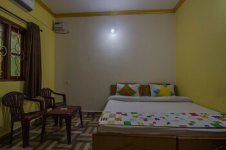 Room 16 of 23
