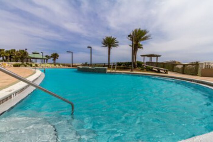 Pool 31 of 55