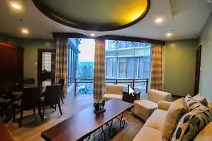 Room 54 of 90