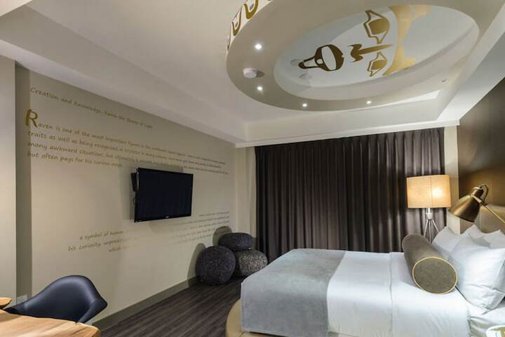 Room 47 of 108