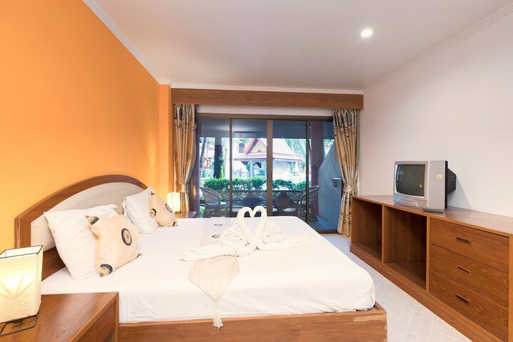 Room 32 of 164