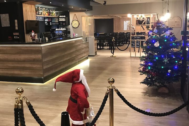 Guest Lobby