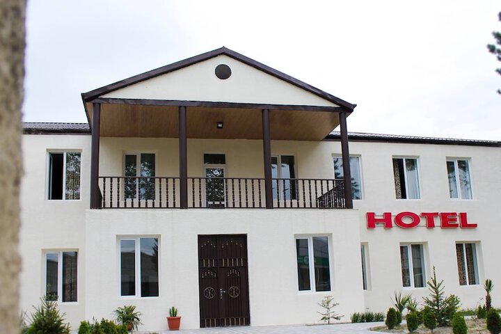 Hotel 1 of 6