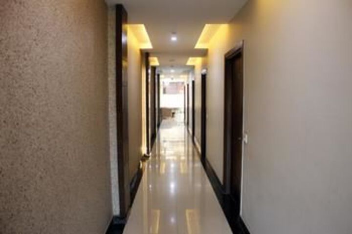 Ballroom/Hall 14 of 19
