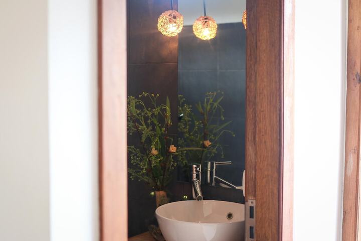 Room 12 of 31