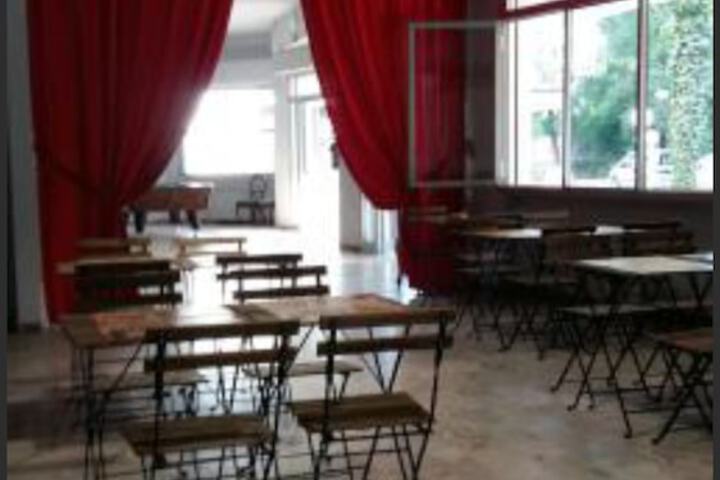 Food court