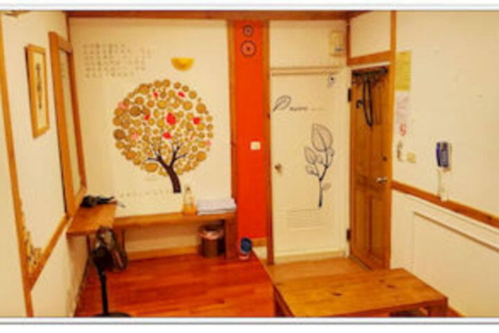 Room 71 of 107
