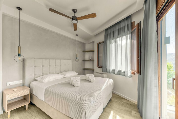 Room 20 of 100