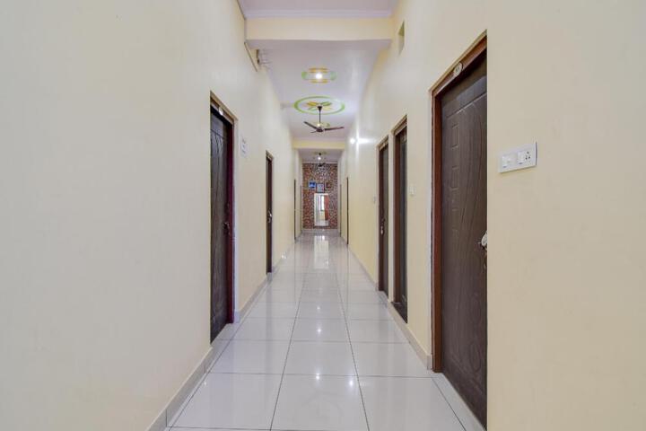 Hotel O JD Home Stay