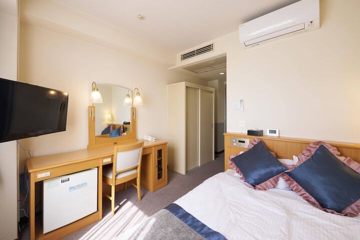 Room 29 of 74