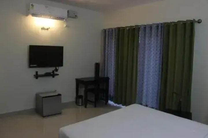Room 3 of 14