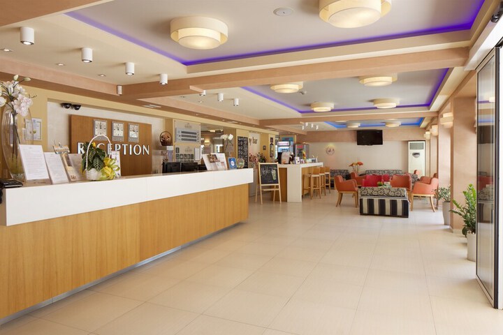 Hotel Lobby