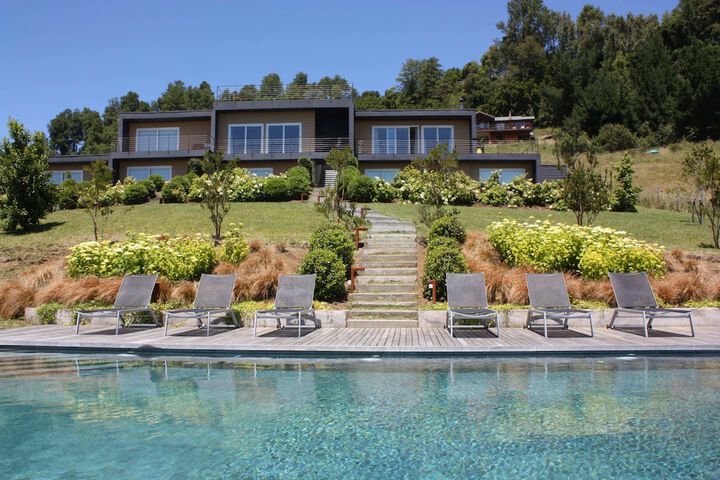 Pool 12 of 27