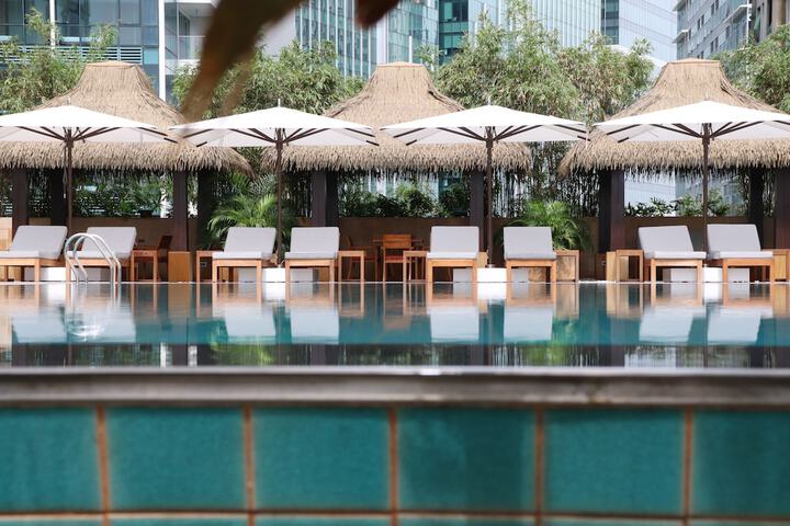 Pool Hotel