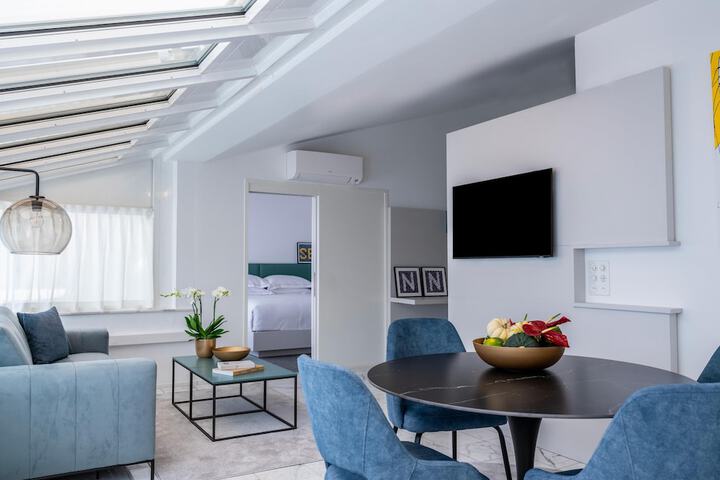 Room 40 of 252