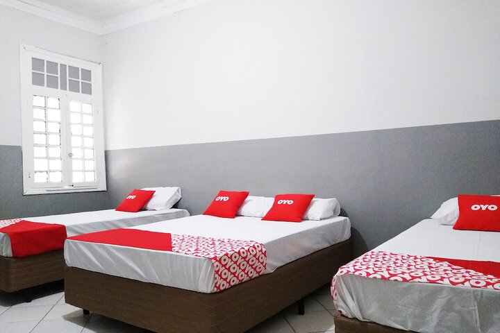Room 6 of 17