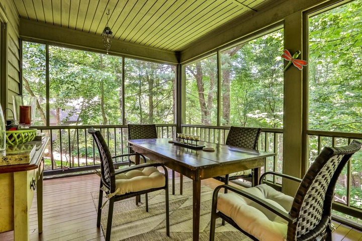 Terrace/Patio 8 of 27