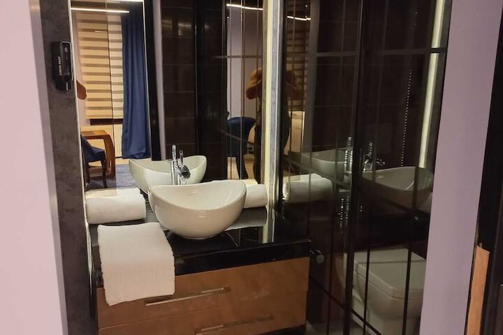 Room 29 of 31