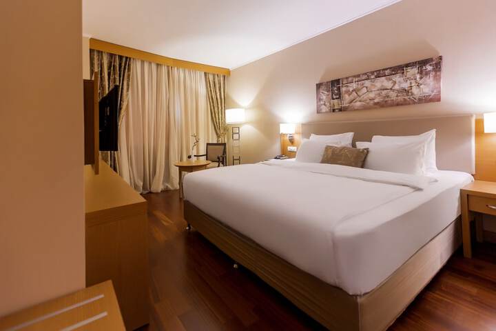 Room 14 of 79