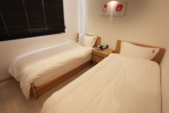 Room 156 of 198