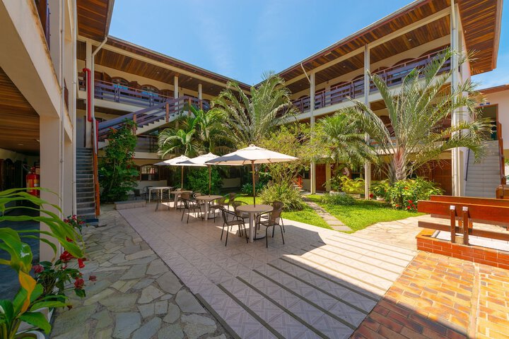 Hotel Exterior 102 of 122