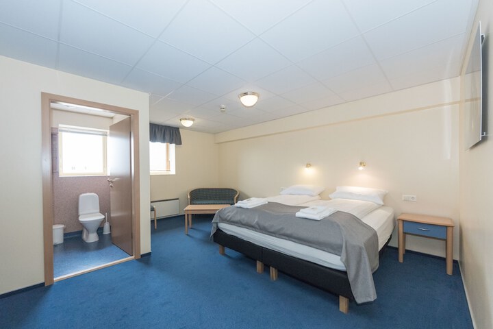 Room 15 of 53